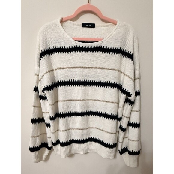 Dokotoo Sweaters - DOKOTOO White with Black and Gold Striped Long Sleeve Sweater - Large